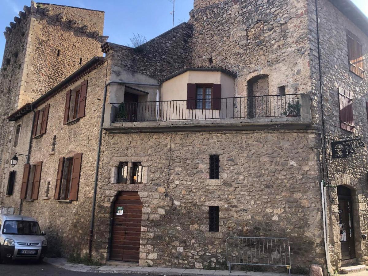 Les Maisons Du Conflent, Maisons Familiales En Pierre Au Coeur Des Remparts *